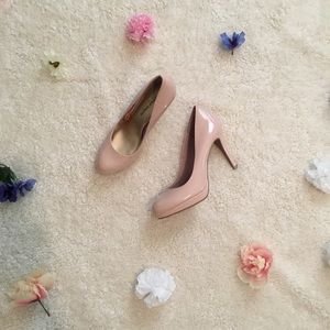 Gorgeous CHRISTIAN SIRIANO Nude Heels